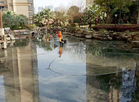 恩平景观池淤泥清理